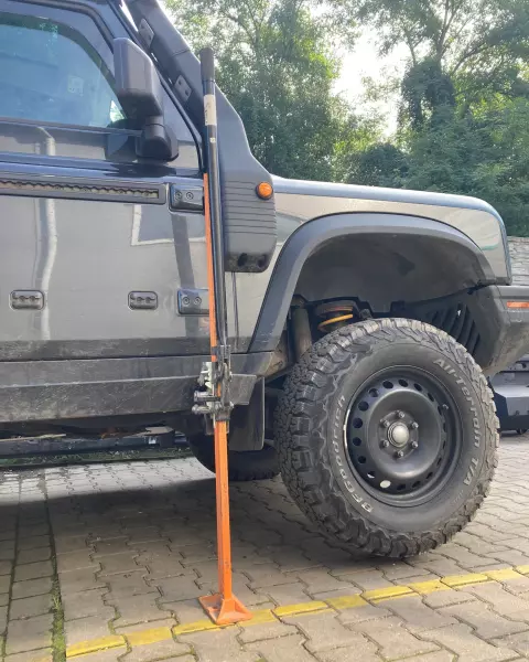 Grenadier SIDE STEPS with stainless steel covers