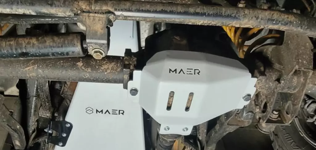 Grenadier FRONT DIFF GUARD