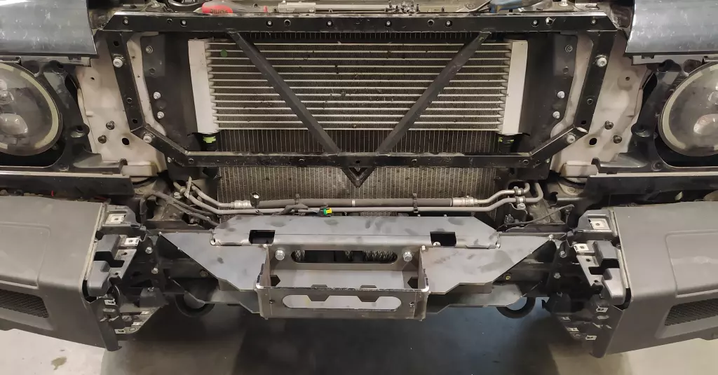 Grenadier HIDDEN WINCH PLATE