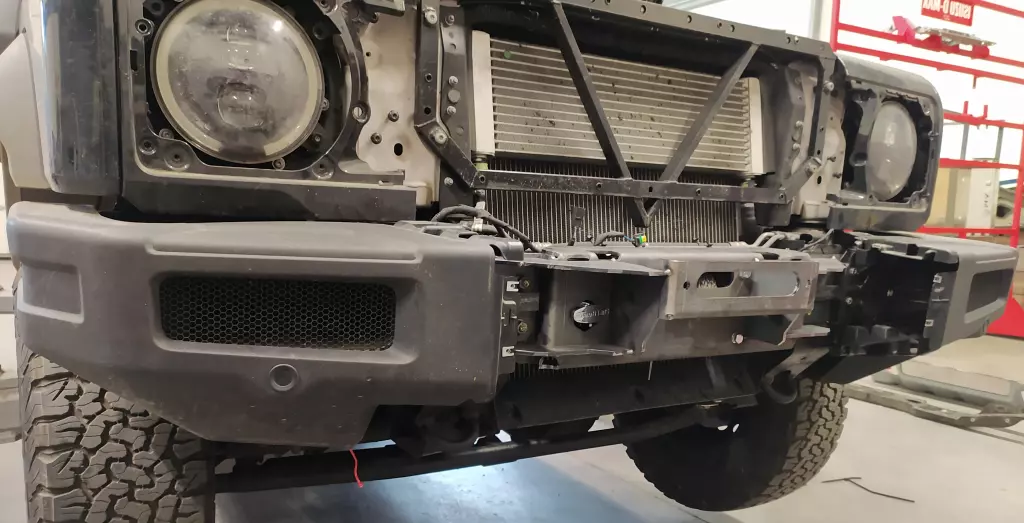 Grenadier HIDDEN WINCH PLATE