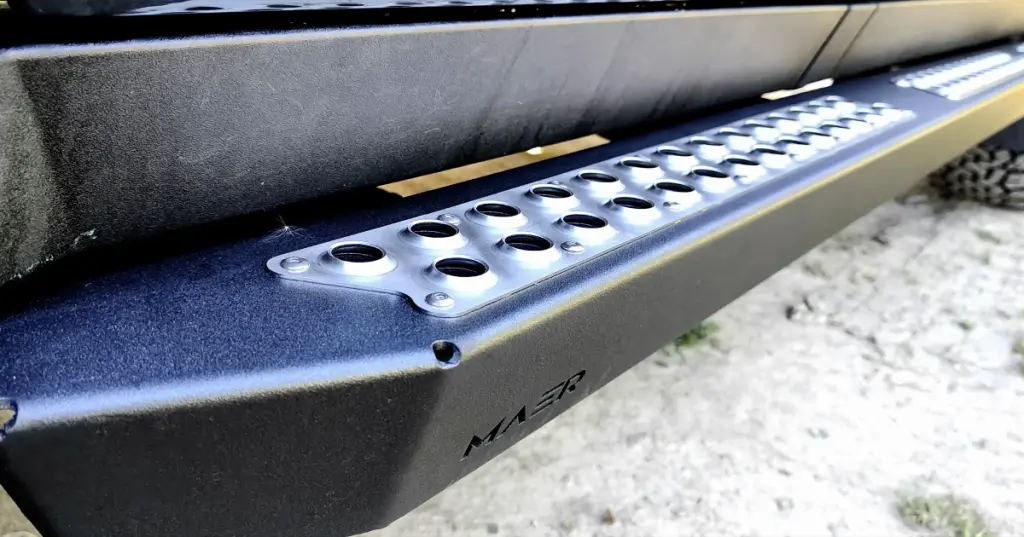 Grenadier SIDE STEPS with stainless steel covers