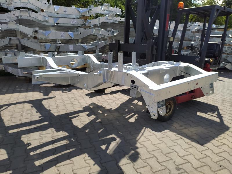 SERIES III 88 Lightweight / Airportable military chassis