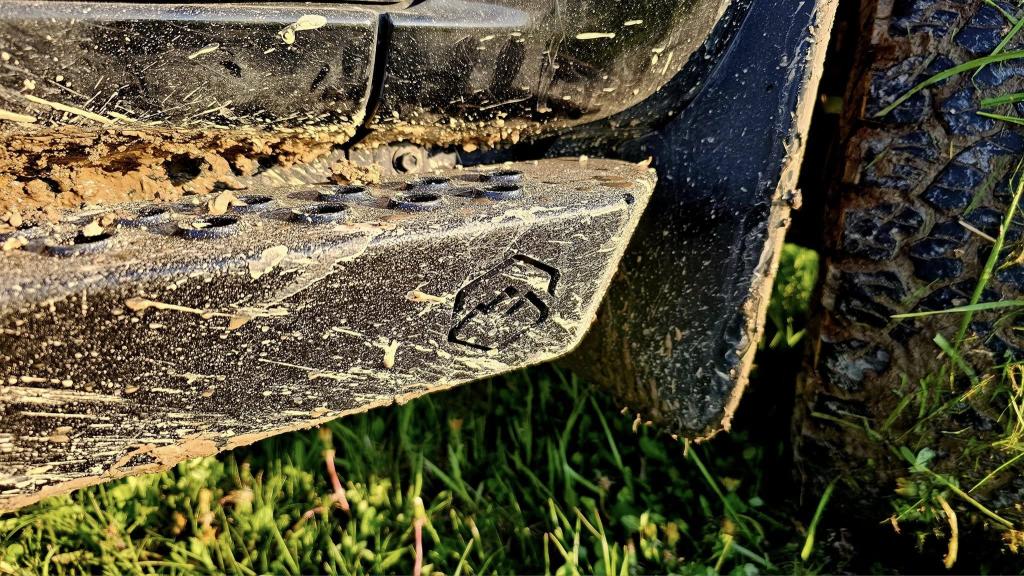 Isuzu D-Max REAR BUMPER