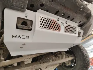 Grenadier FRONT GUARD