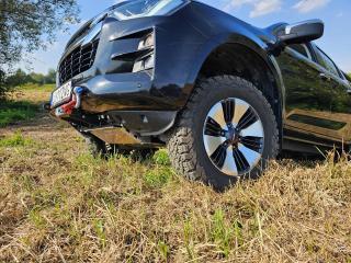 Isuzu D_Max SIDE STEPS